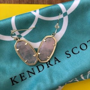 💯 Authentic Kendra Scott Lee small drop Earrings